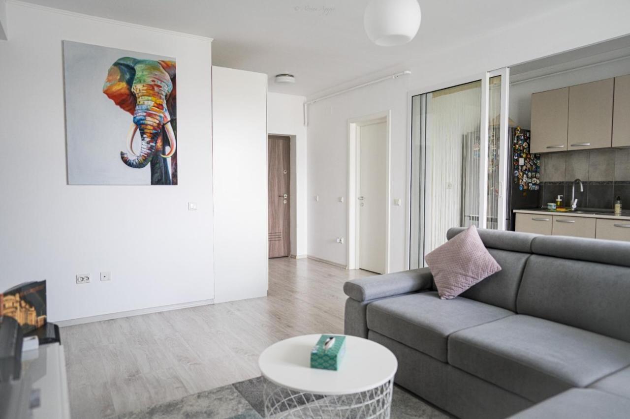 Feels Like Home Apartment M S Apartments Bucarest Extérieur photo